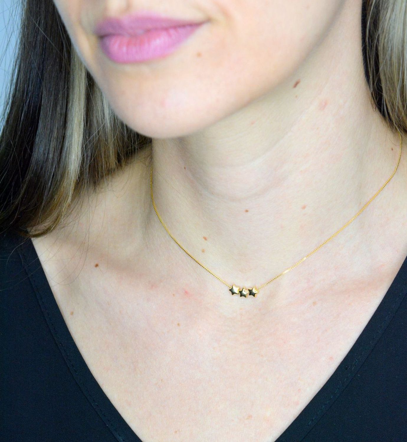 Naszyjnik damski srebrny pozłacany z trzema gwiazdkami Armonica Nomination 241305 009.png